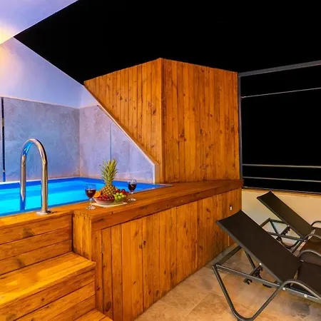 Near Kaputas, Luxury Apartment With Pool Kaş