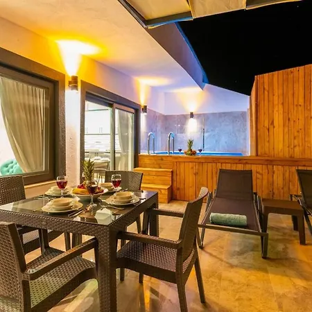 Near Kaputas, Luxury Apartment With Pool * Kaş