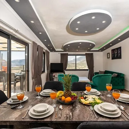 Near Kaputas, Luxury Apartment With Pool Kaş