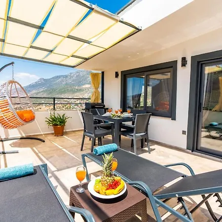 Apartmán Near Kaputas, Luxury Apartment With Pool Kaş
