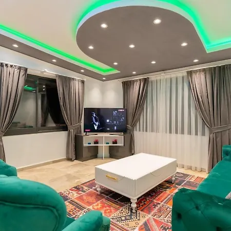 Near Kaputas, Luxury Apartment With Pool Kaş