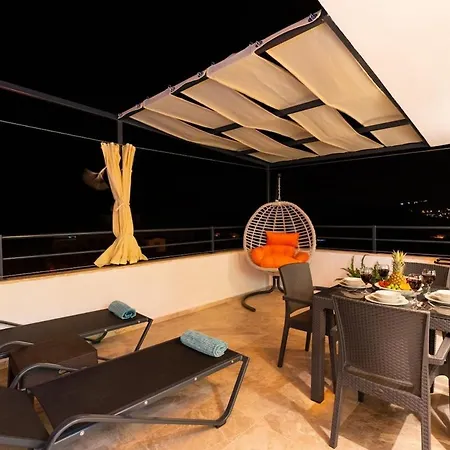 Near Kaputas, Luxury Apartment With Pool Kaş